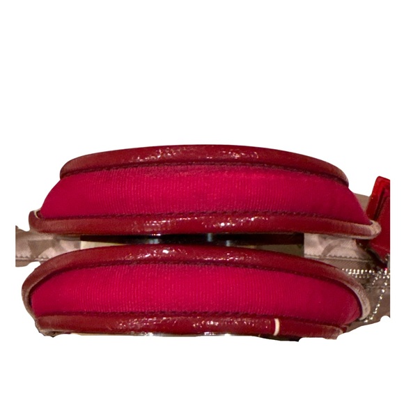 COACH Vintage Signature C Poppy Handbag - Picture 6 of 14